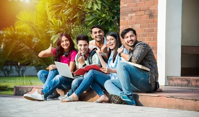 Student community on college campus representing institutional merchandise buyers
