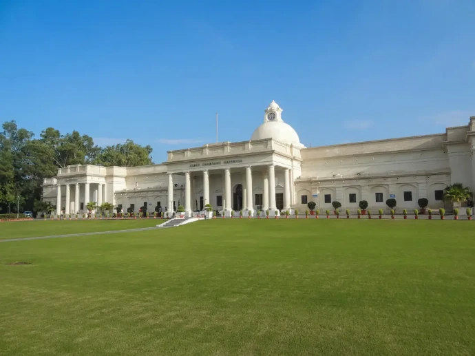 Premier Indian educational institution campus for institutional merchandise partnership